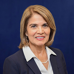 Tina Paquet