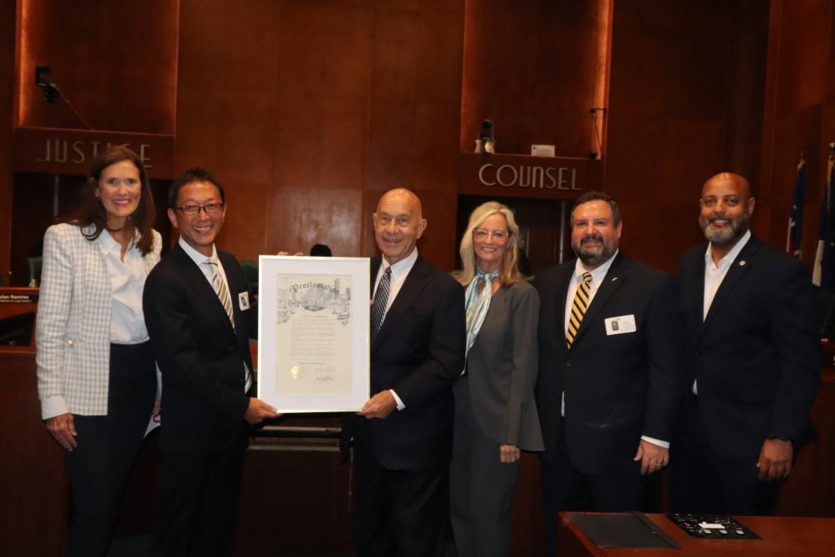 Mayor Whitmire announces Daikin Air Conditioning Appreciation Day